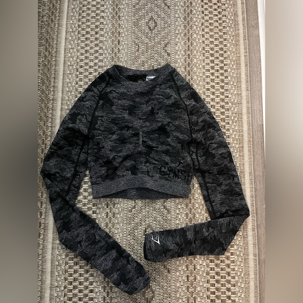 Gymshark top